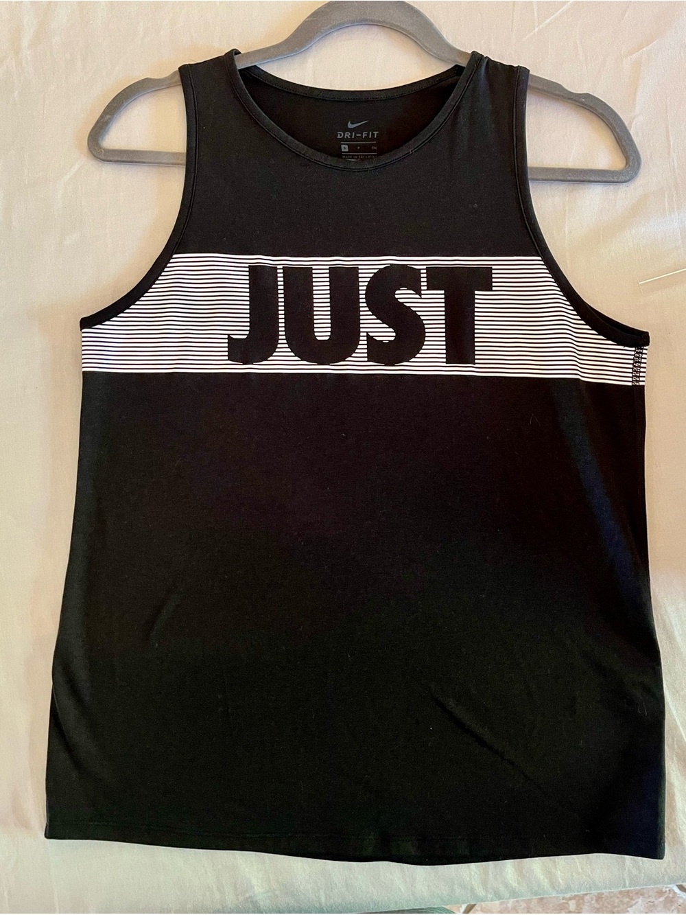 Nike Women’s Black and White 'JUST DO IT' Dri-FIT Athletic Tank Top, small